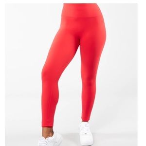 Rosa Leggings Buffbunny